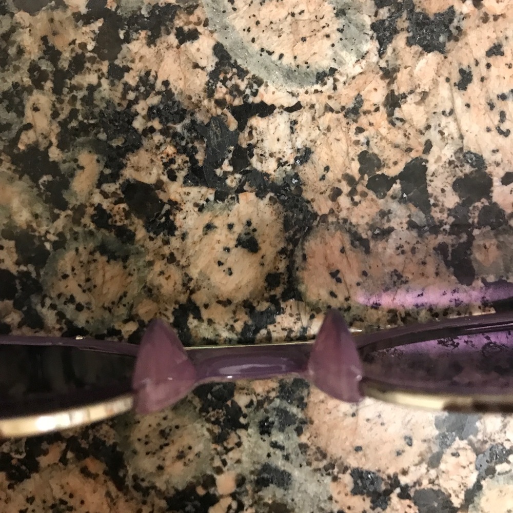 sold![quay] livnow sunglasses NWT - Picture 8 of 8